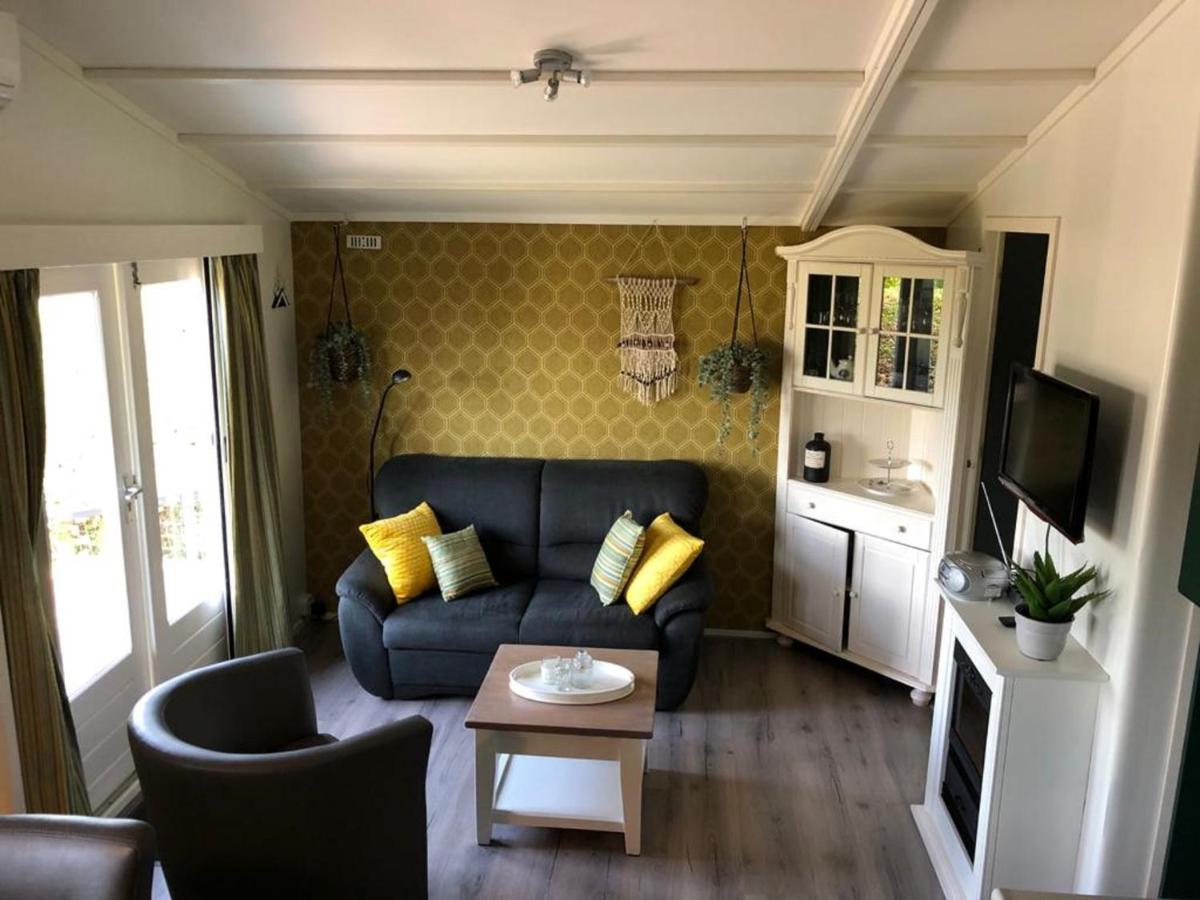 Wijckel Vakantiehuisje Doutzen酒店 外观 照片